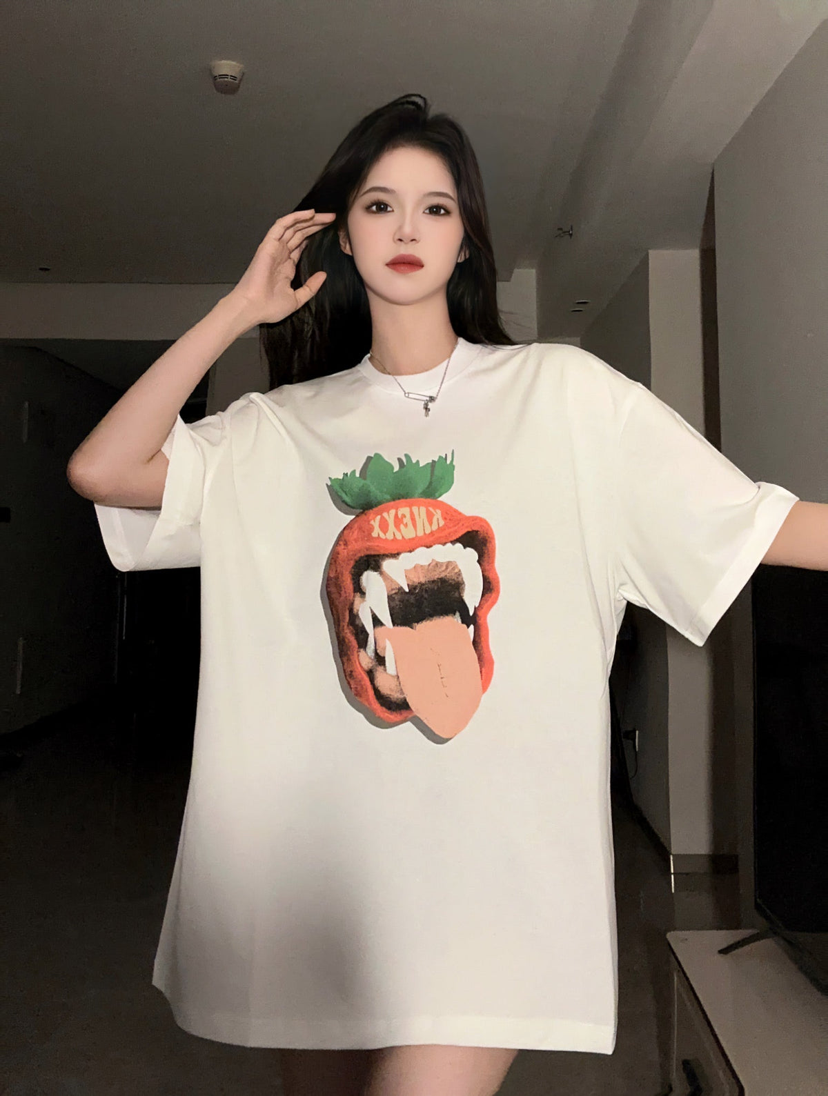 갤러리 부서 신상 티셔츠 D93